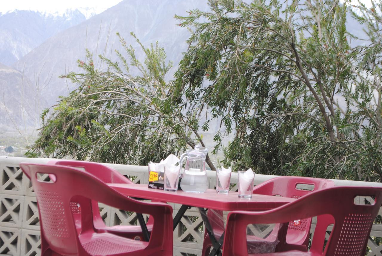 Cozy Lodge Gilgit Extérieur photo